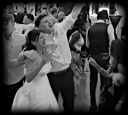 Wedding DJ Dance